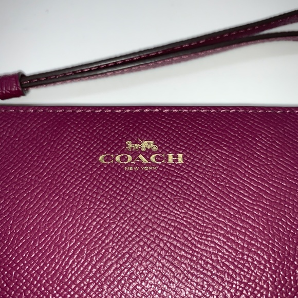 Coach Corner Zip Wristlet - Dark Berry - Picture 5 of 8